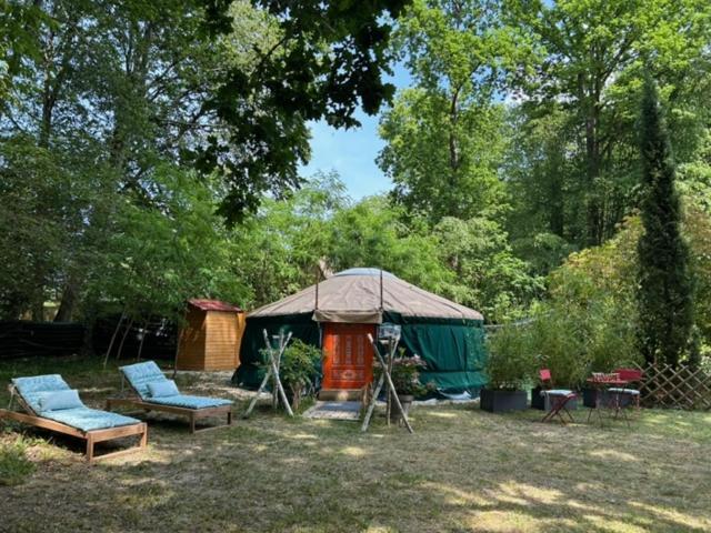 Gites Du Bois Des Perruches Saint-Vincent-des-Bois 外观 照片